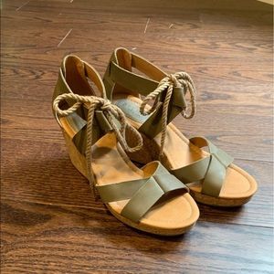 Beautiful Sperry sandals